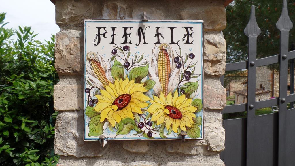 Il Fienile Holiday Home Le Fornacette Exteriör bild